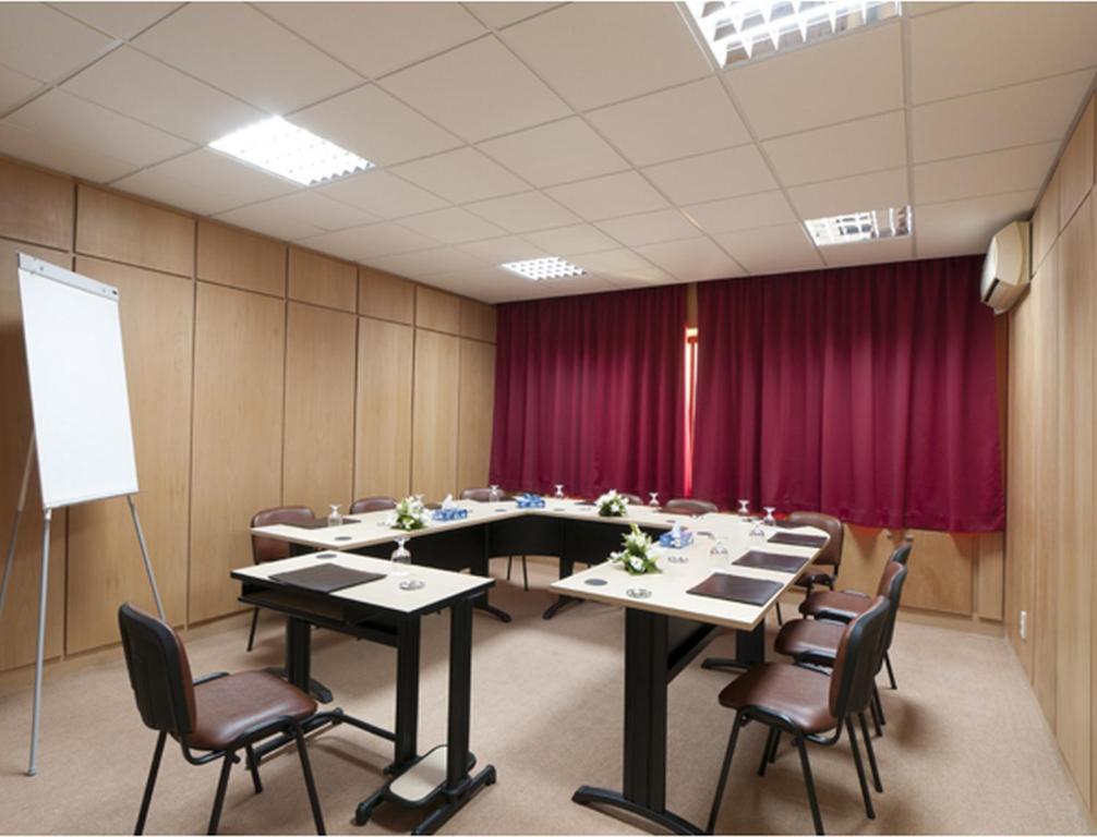 Diplomat Hotel Τύνιδα Εξωτερικό φωτογραφία