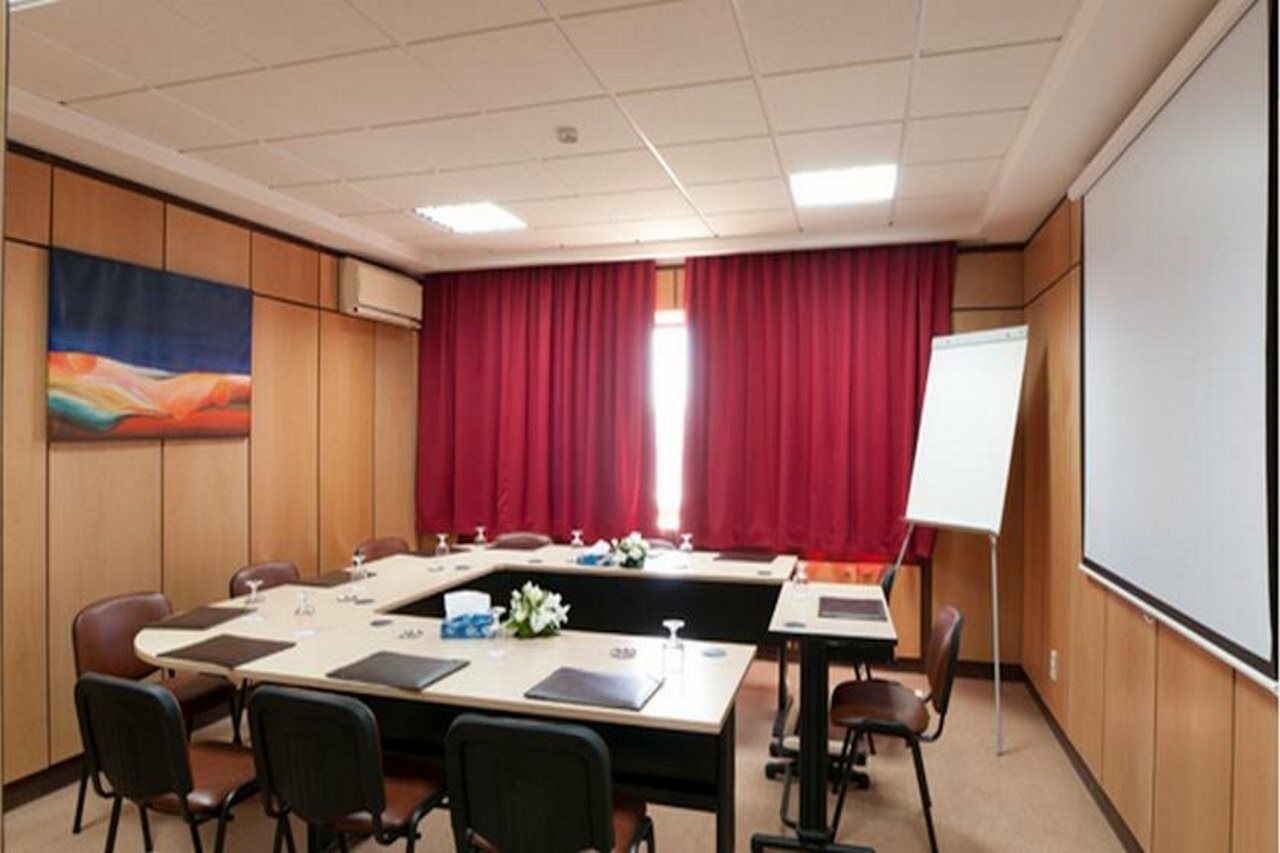 Diplomat Hotel Τύνιδα Εξωτερικό φωτογραφία